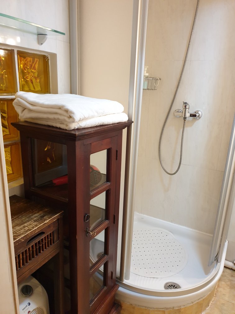 Guesthouse Alicante-官方