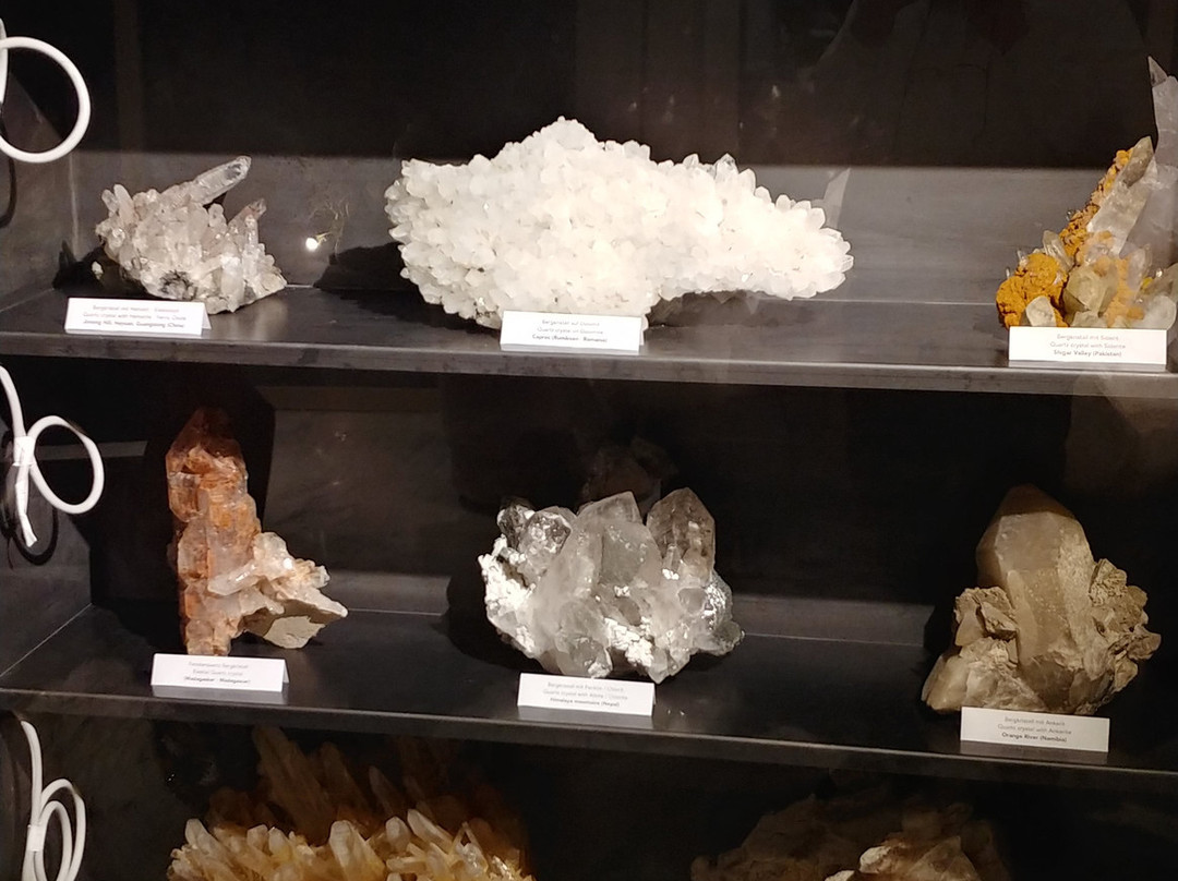 Mineralienhotel主图