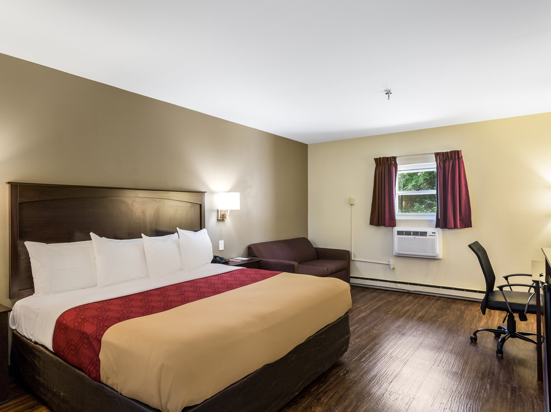 Econo Lodge Near Stewart International Airport主图