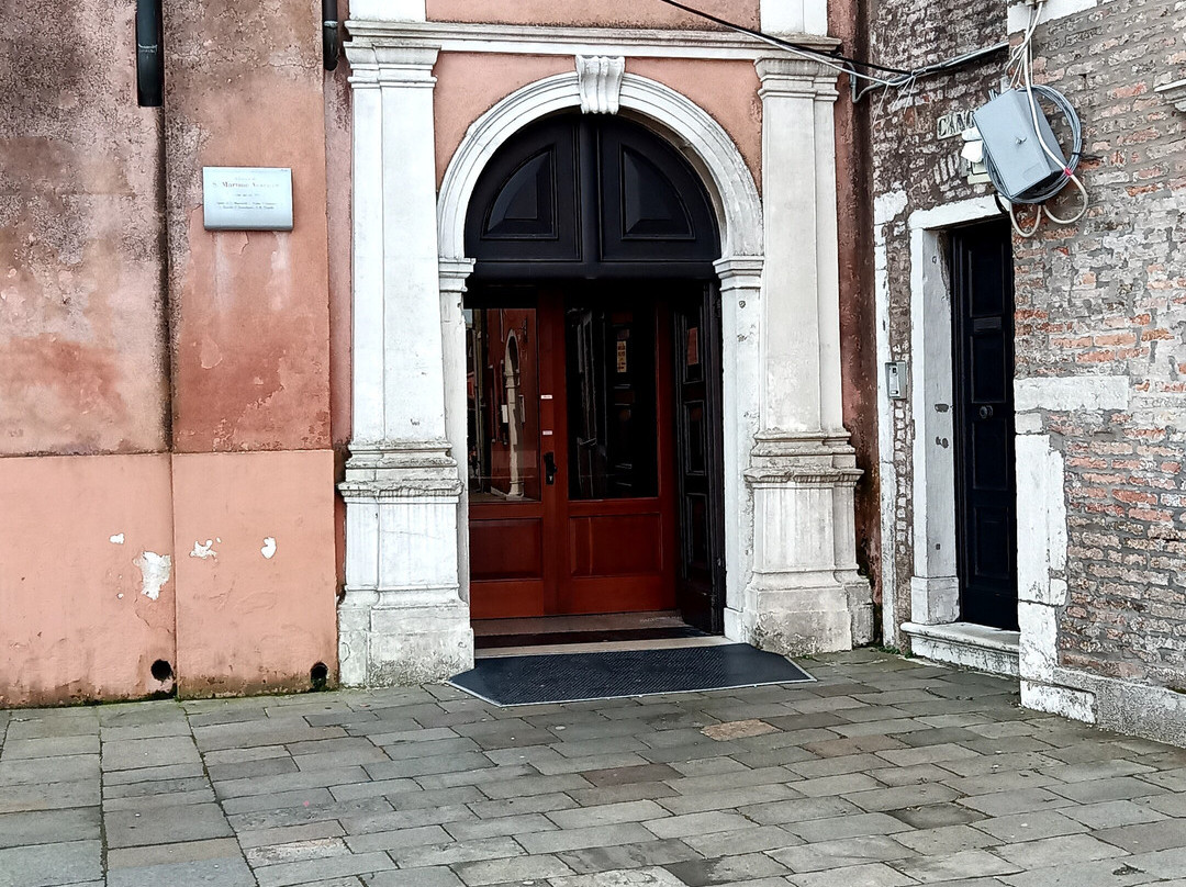 Chiesa di San Martino-Burano必去景点