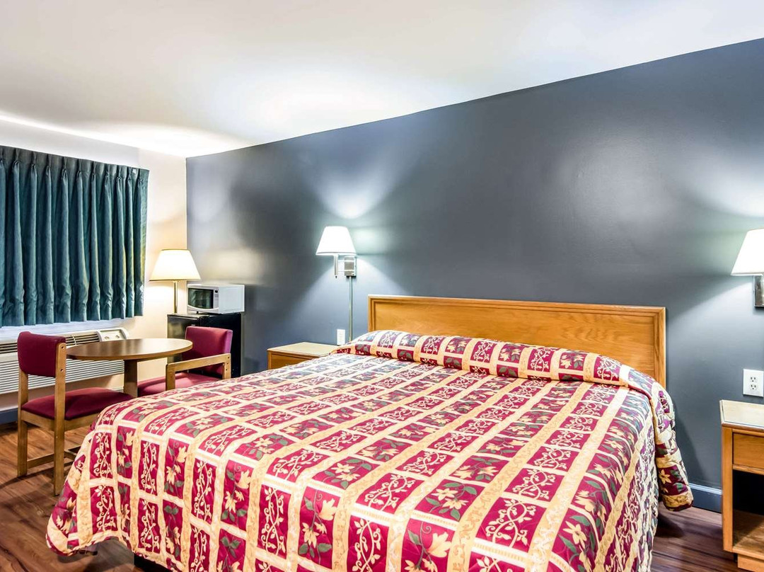 Rodeway Inn Richmond South主图