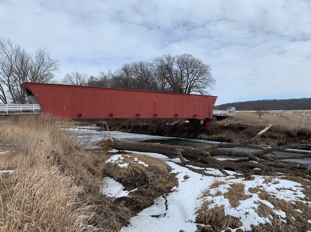 Hogback Covered Bridge-Winterset必去景点
