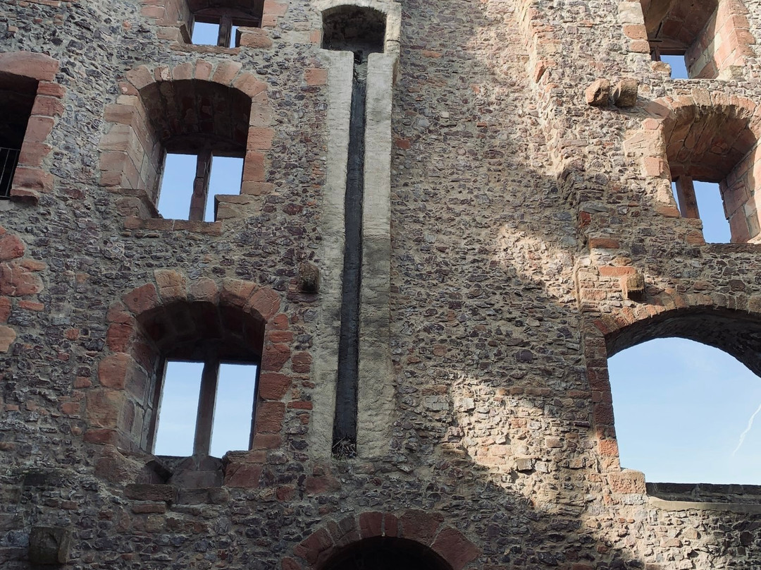 Burgruine Hohengeroldseck景点图片