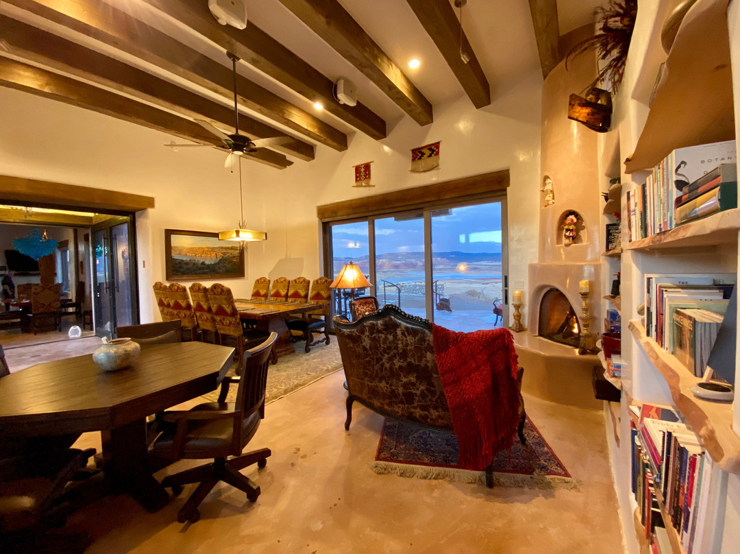 The Grand Hacienda Luxury Inn with Gourmet Breakfast主图
