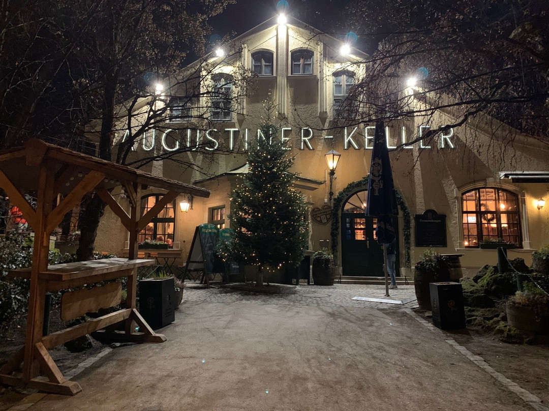 Augustinerkeller酒吧景点图片