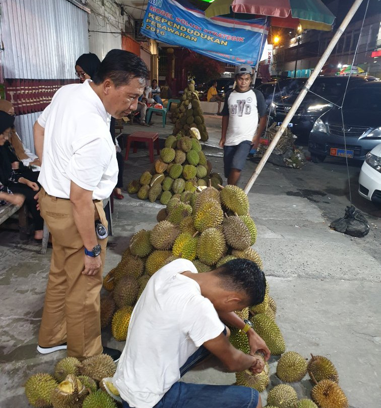 Toko Manisan Yen Yen-班达楠榜必去景点