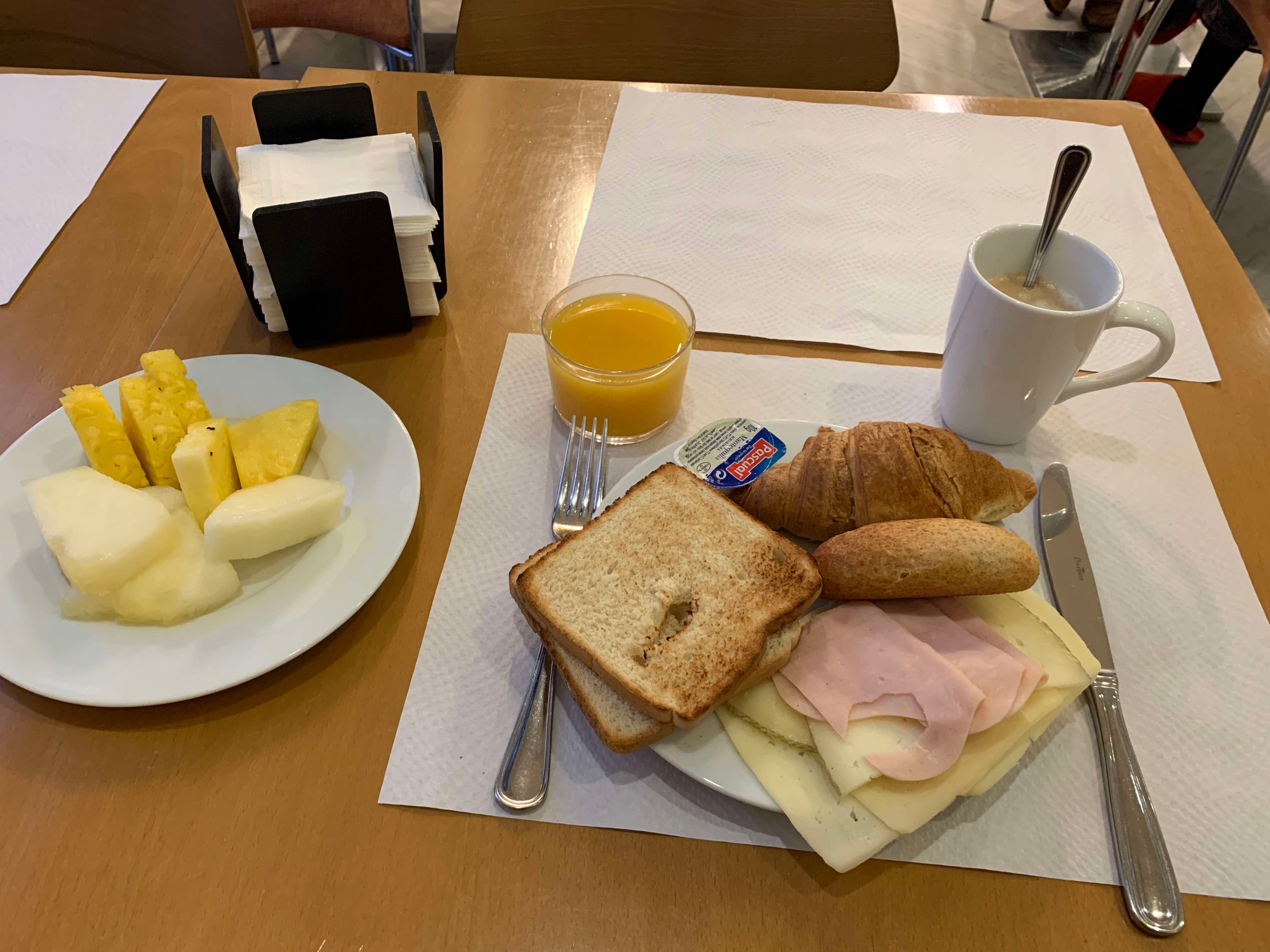 瓦伦西亚科学城智选假日酒店-餐饮