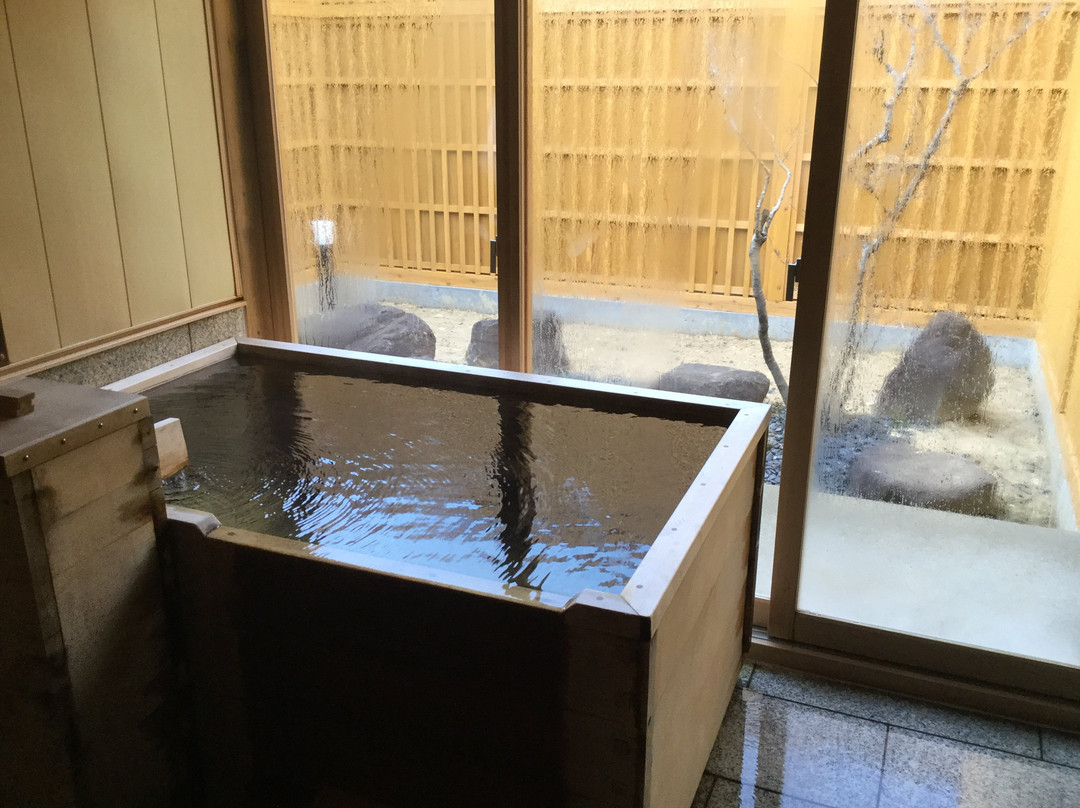 Yamazakura Momono Yu主图