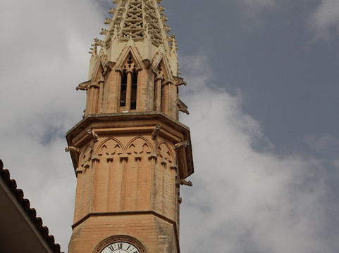 Parroquia de la Mare de Deu dels Dolors-马纳科尔必去景点