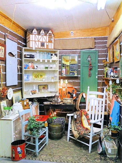 Action Barn Antiques-塞维尔维尔必去景点