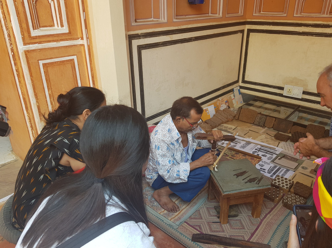 安诺其手绘博物馆-斋蒲尔必去景点