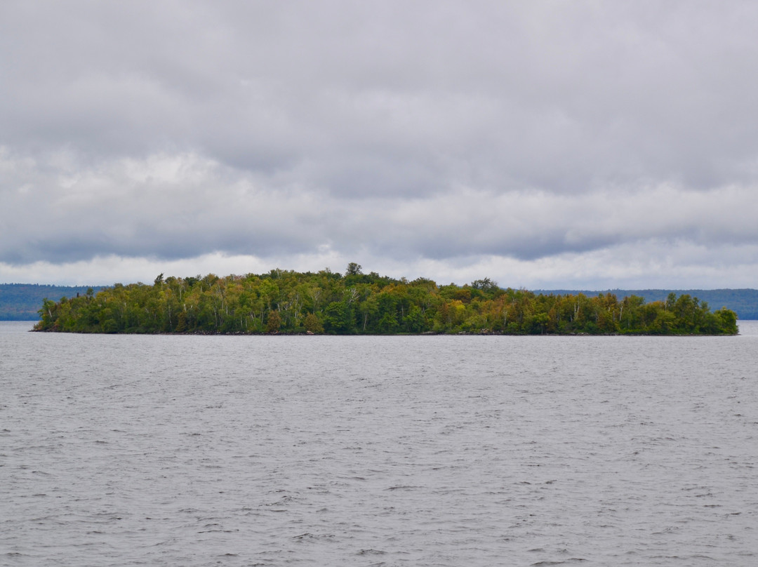 Manitou Islands Provincial Park景点图片