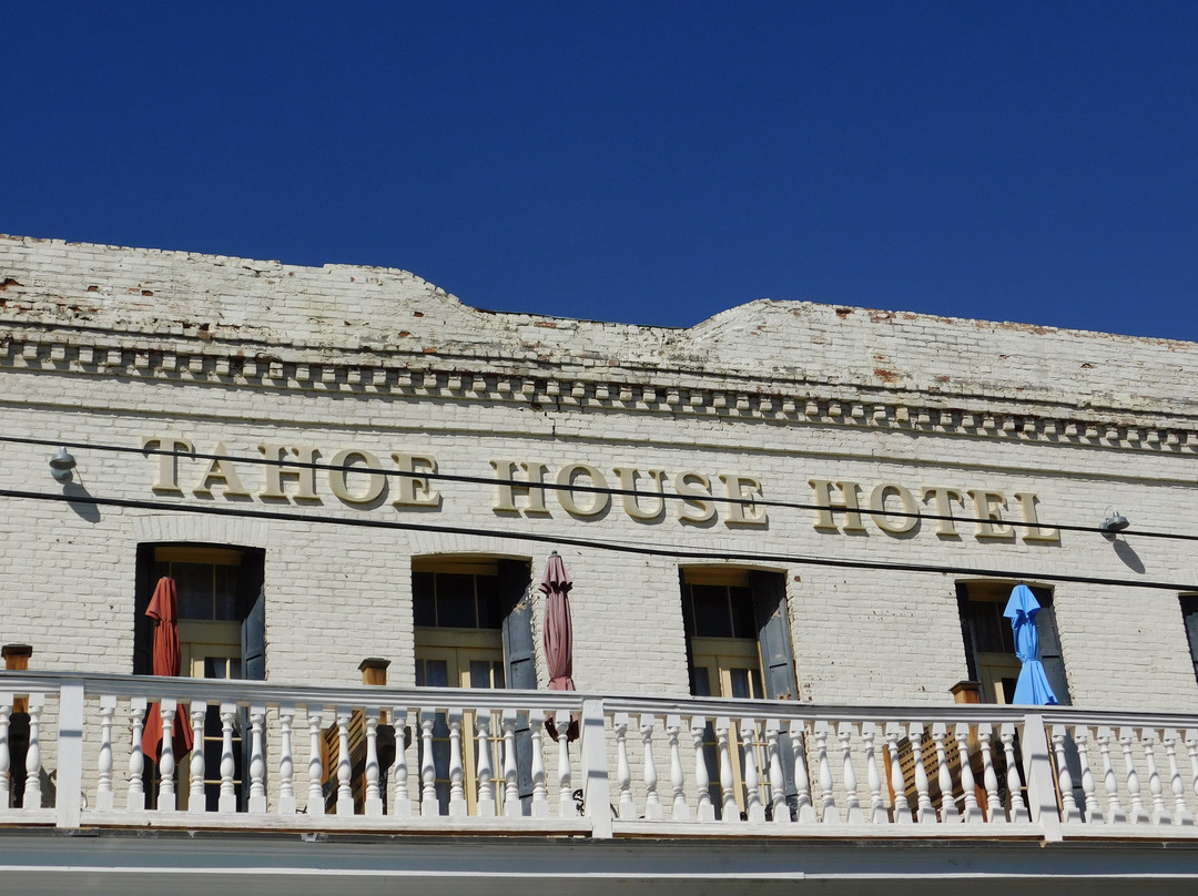 Tahoe House Hotel主图