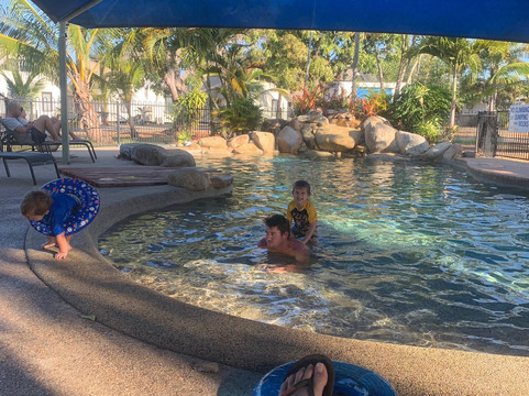 卡尔德维尔海滩克姆贝尔汽车旅馆和旅游公园主图