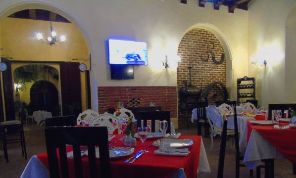 Hotel E Camino de Hierro-餐饮