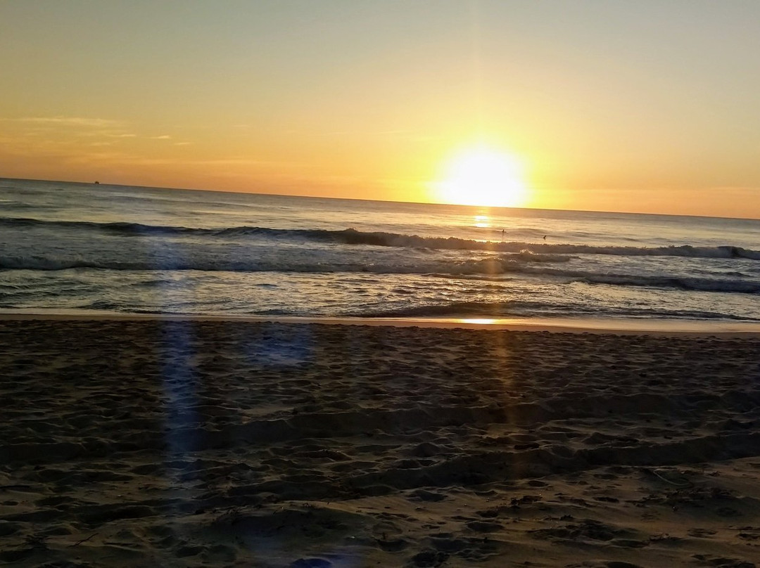 洛里厄特海滩-城市海滩必去景点