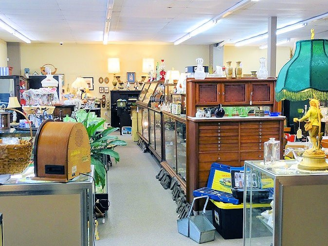 Antiques and Collectibles Marketplace-Crossville必去景点