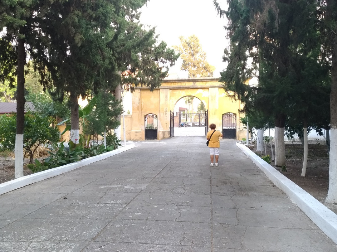 Fransiz Askeri Mezarligi