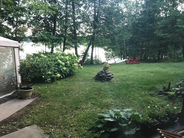 12 Mile Lake Bed And Breakfast主图