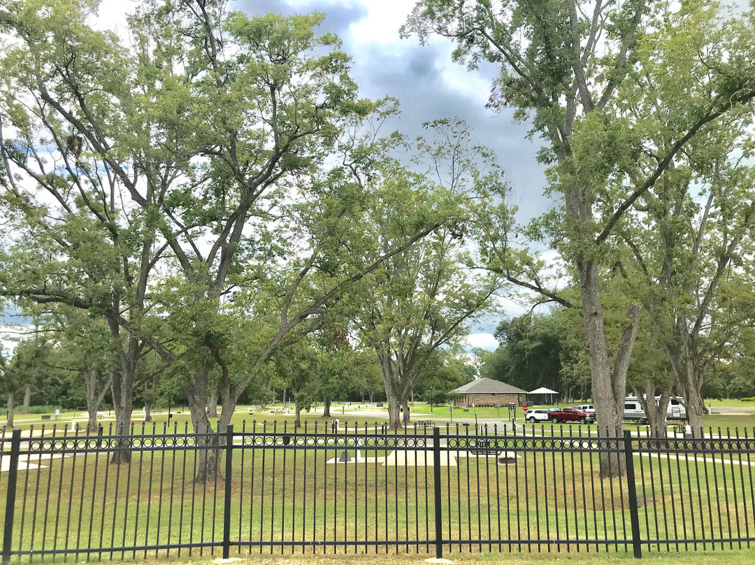 Grand Ecore Visitor Center-纳基托什县必去景点