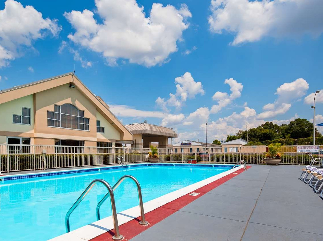 Best Western University Inn主图