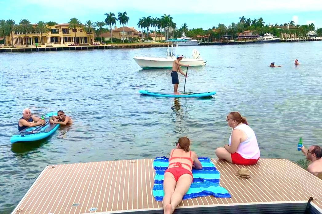 Lauderdale Adventures Boat Rentals-劳德代尔堡必去景点