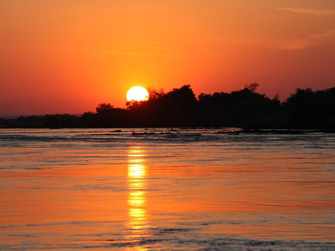 AdventuresZW-哈拉雷必去景点