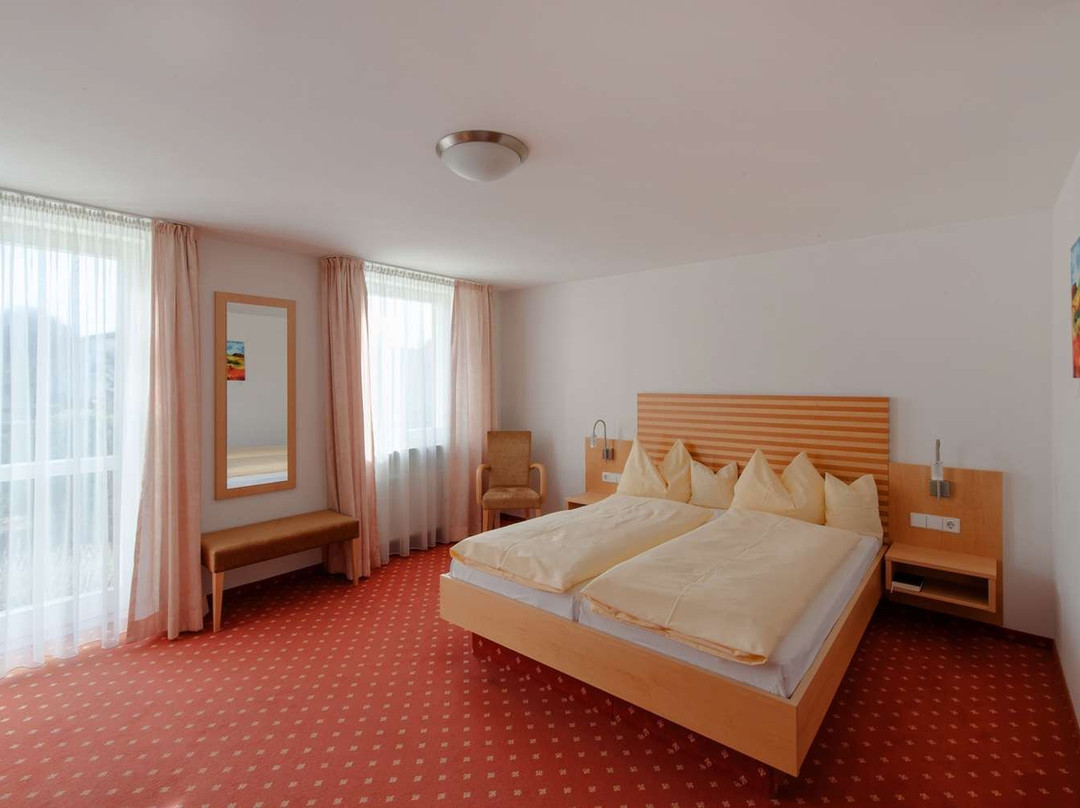 Landschloss Korntal主图