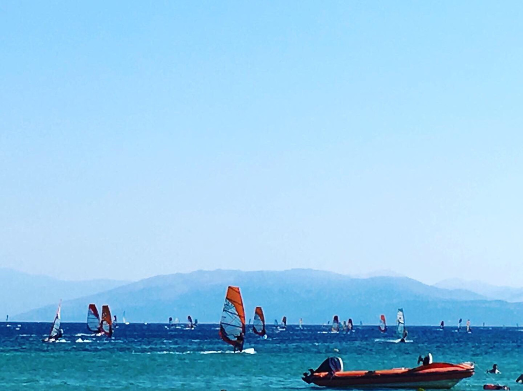 Nefeli Apartments主图