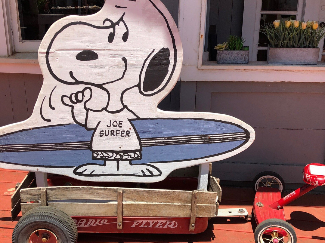 Snoopy’s Surf Shop景点图片