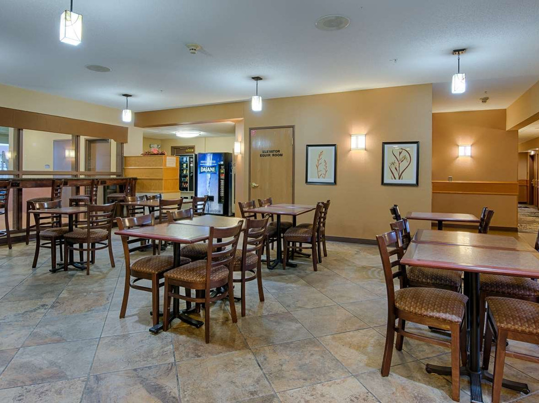 Best Western Plus Chelsea Hotel主图