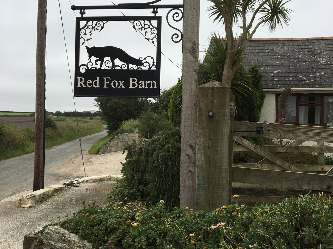 Red Fox Barn主图