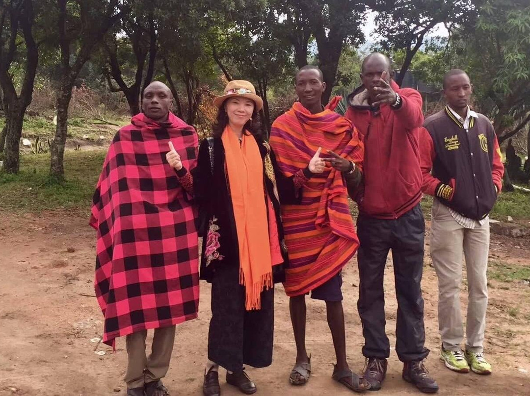 Africa Royal Trekking-纳特龙湖必去景点