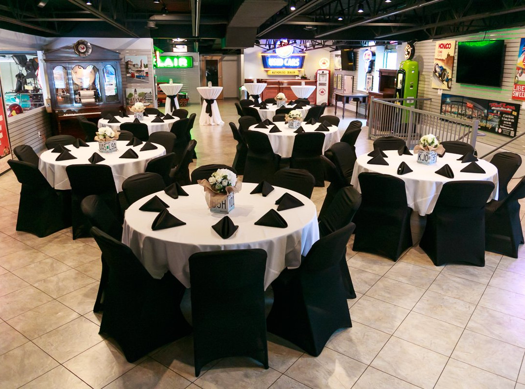 Fast Lane Classic Cars-圣查尔斯必去景点