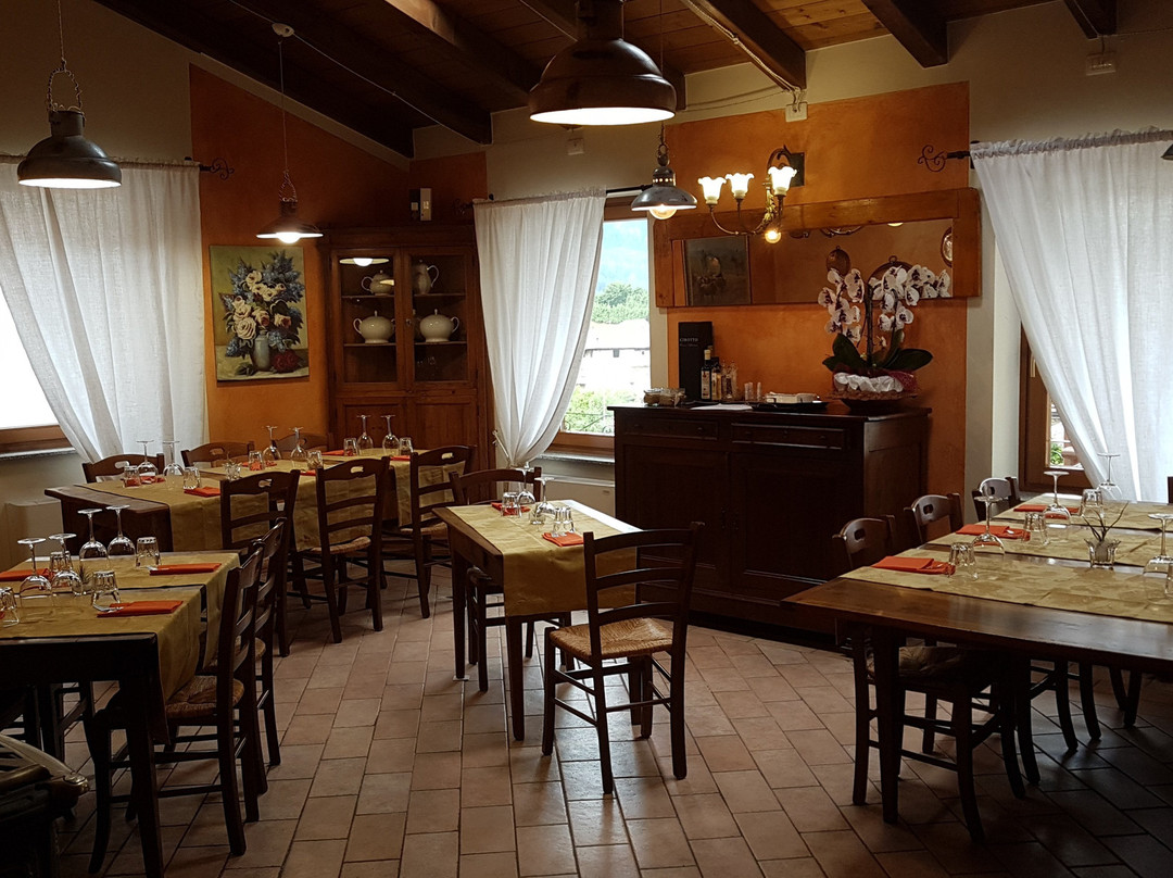 Bresimo餐馆和美食-Taverna Del Sole