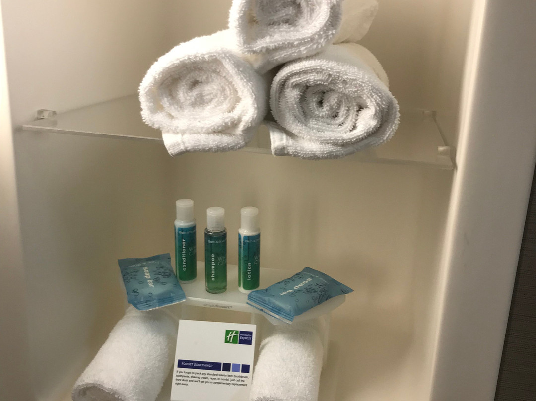 Holiday Inn Express & Suites Barstow-outlet Center by IHG主图