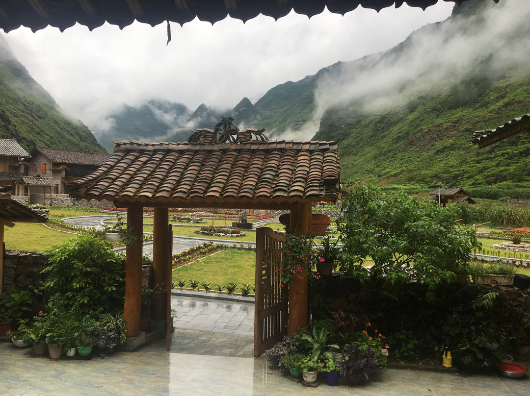 Phon Tooc Tourist - Ha Giang Tre Travel-Dong Van必去景点