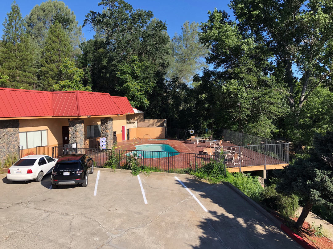 普乐思优胜美地中途站贝斯特韦斯特酒店主图