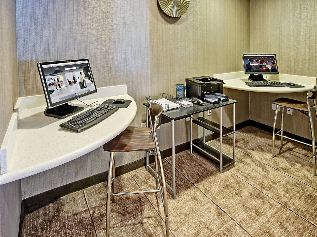 俄克拉荷马市穆尔万豪SpringHill Suites 酒店主图
