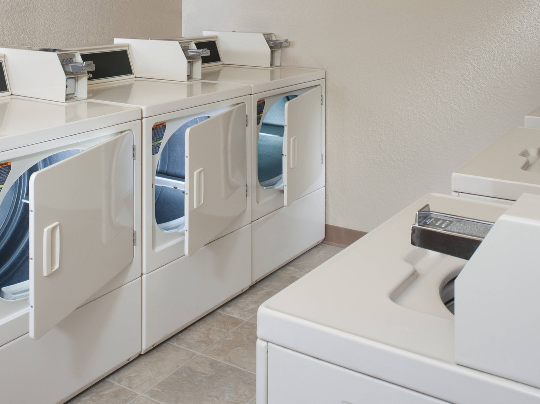 芬德雷万豪广场套房酒店主图