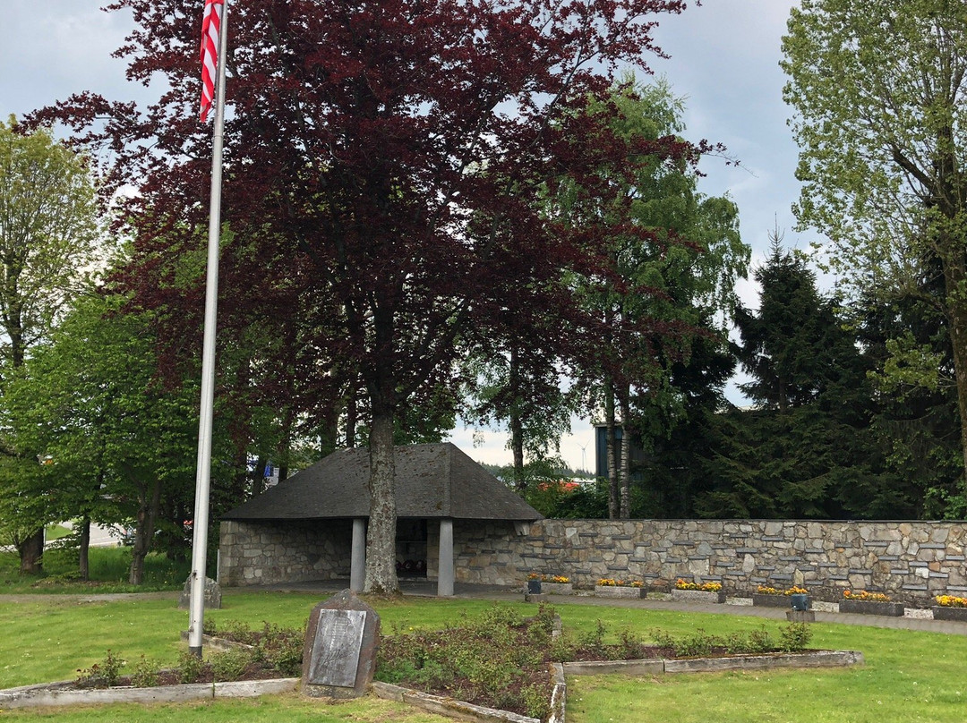 Malmedy Massacre Memorial景点图片