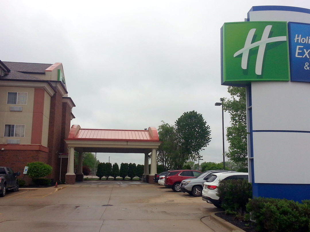 Holiday Inn Express & Suites Danville by IHG主图