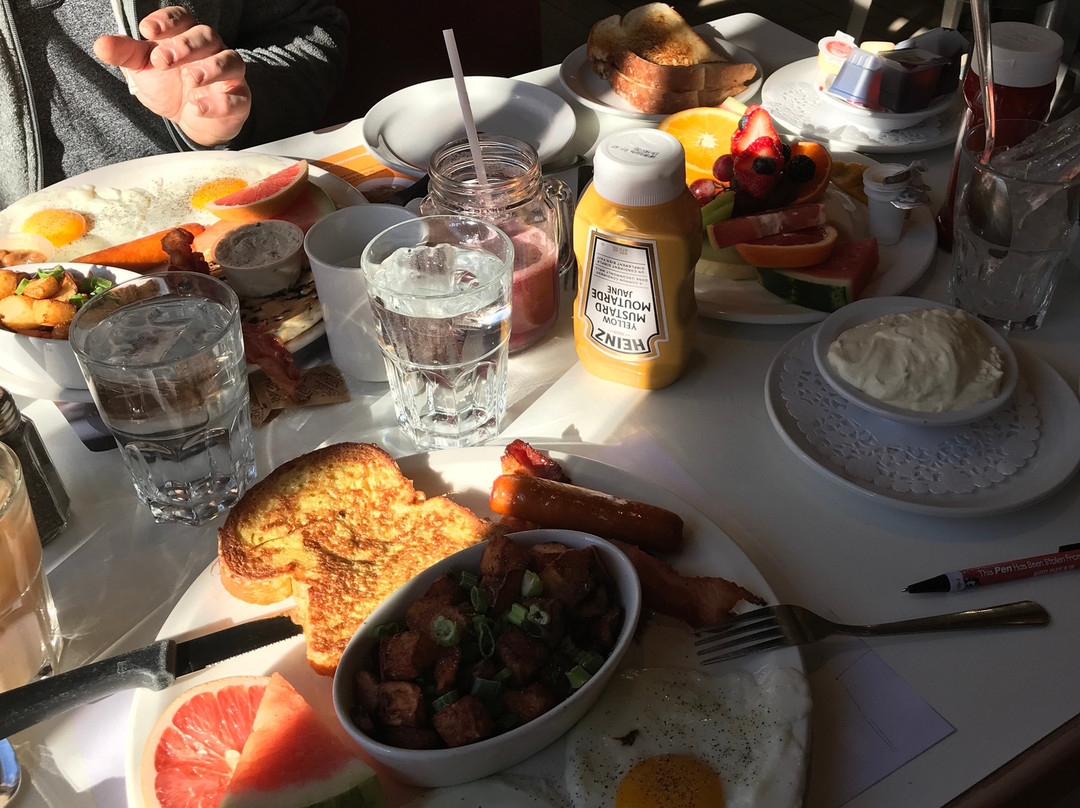 Saint-Eustache餐馆和美食-Allô Mon Coco