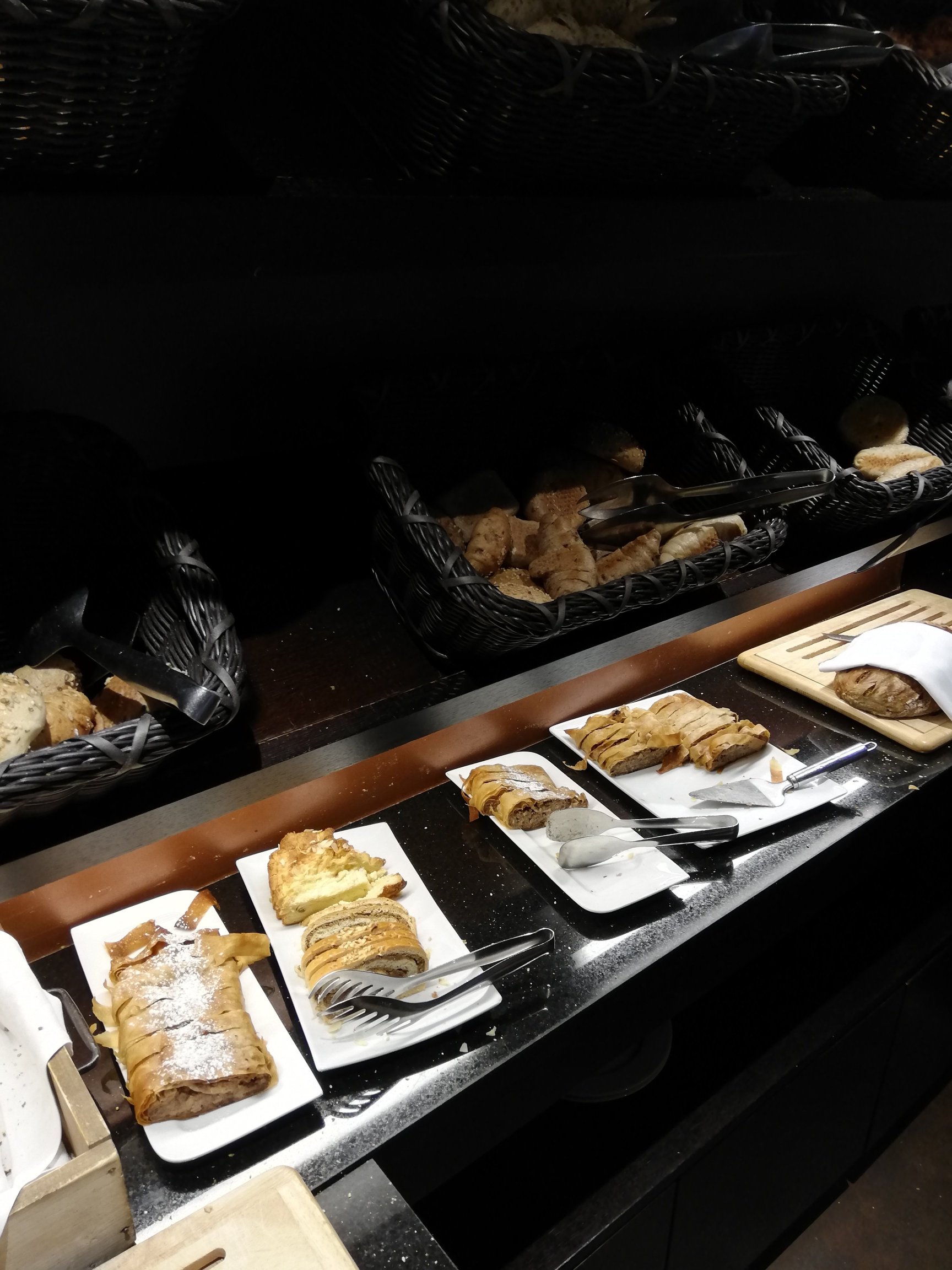 Falkensteiner Hotel Bratislava-餐饮