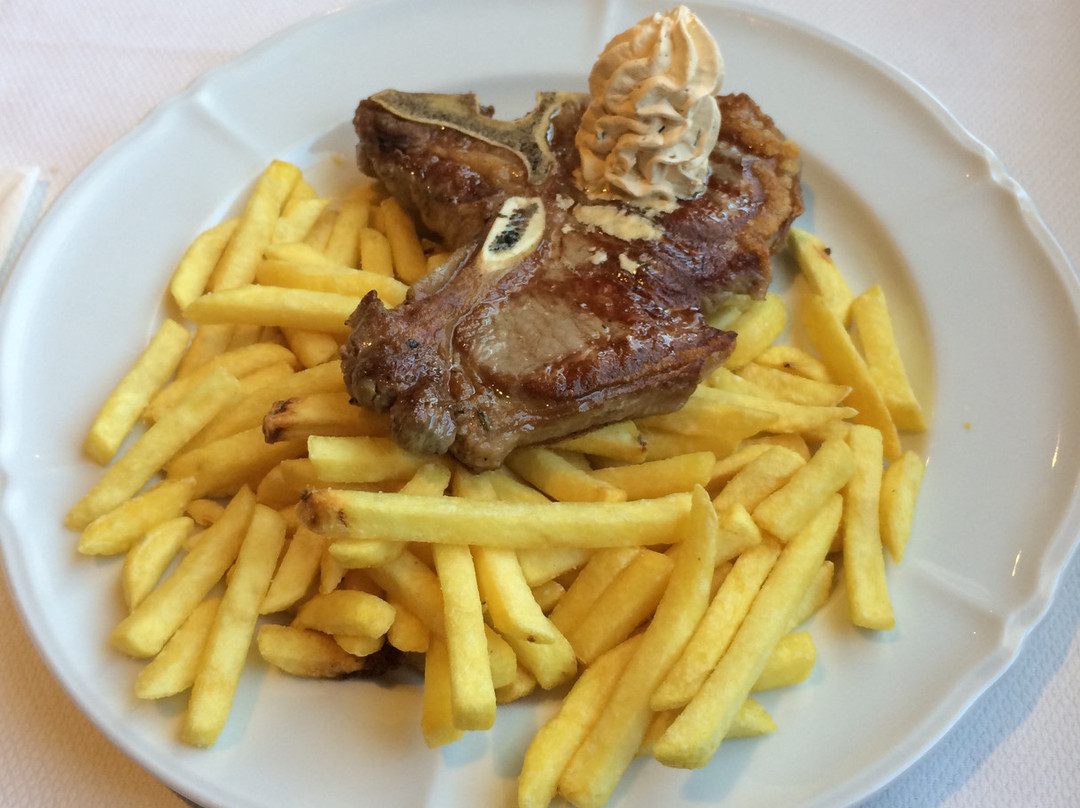 Teufenthal餐馆和美食-Pizzeria Traube