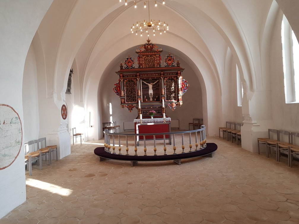 Sdr. Bjert Kirke景点图片
