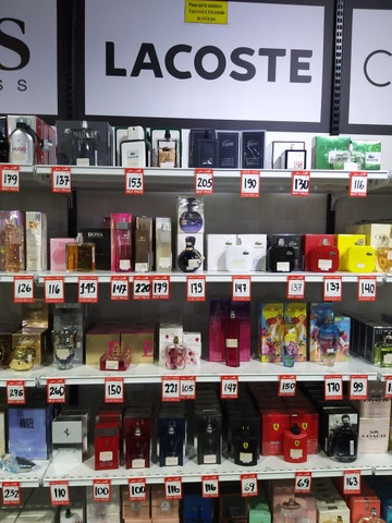 拉哈购物中心-阿布扎比必去景点