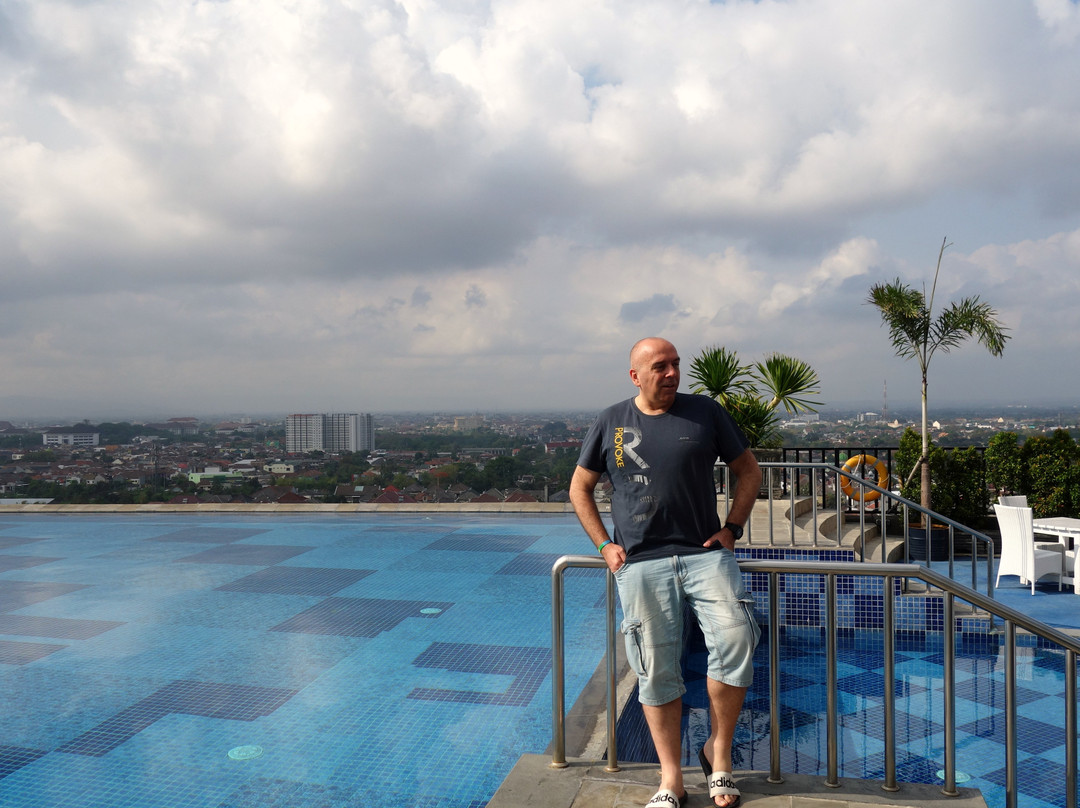 Indoluxe Hotel Jogjakarta主图