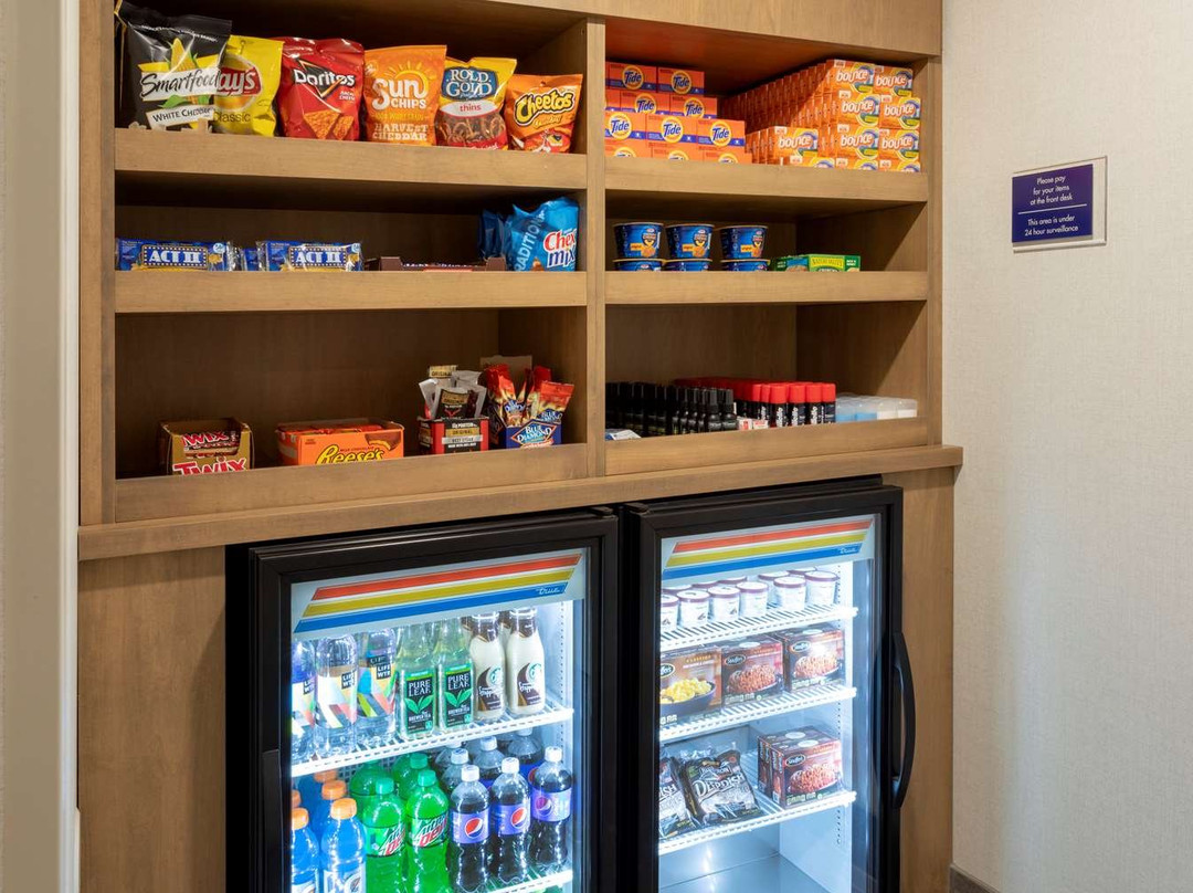 GrandStay Hotel & Suites Milbank主图