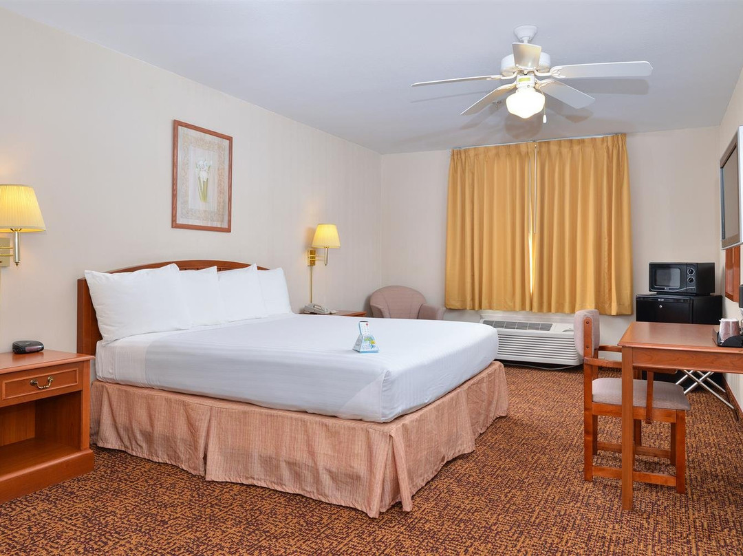 Americas Best Value Inn Westmorland主图